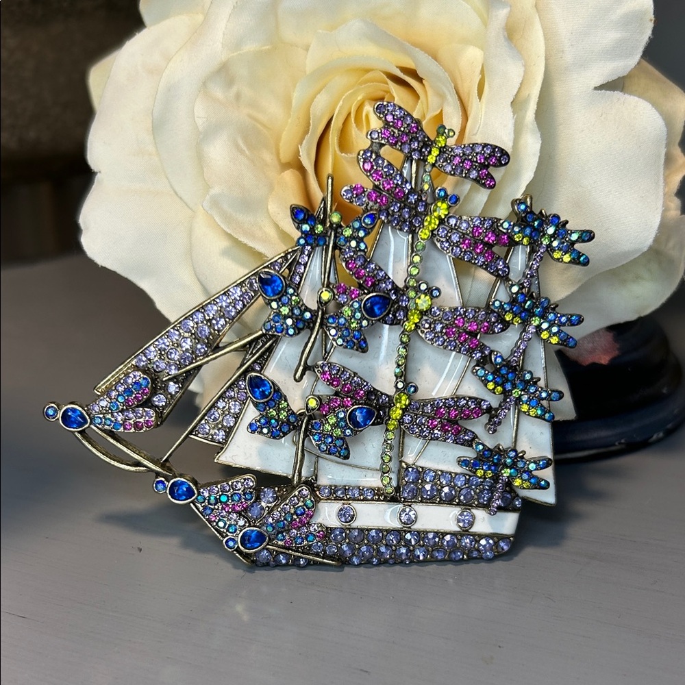 Heidi Daus Flying Colors of the Wind Dragon Fly Broach